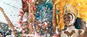 Samba-Tänzerinnen beim Karneval in Brasilien