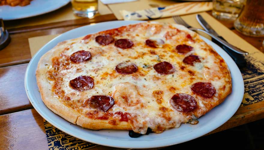 Pizza Paulaner Stuben in Suedtirol