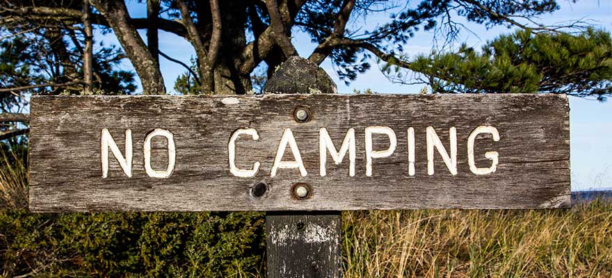 Schild camping verboten