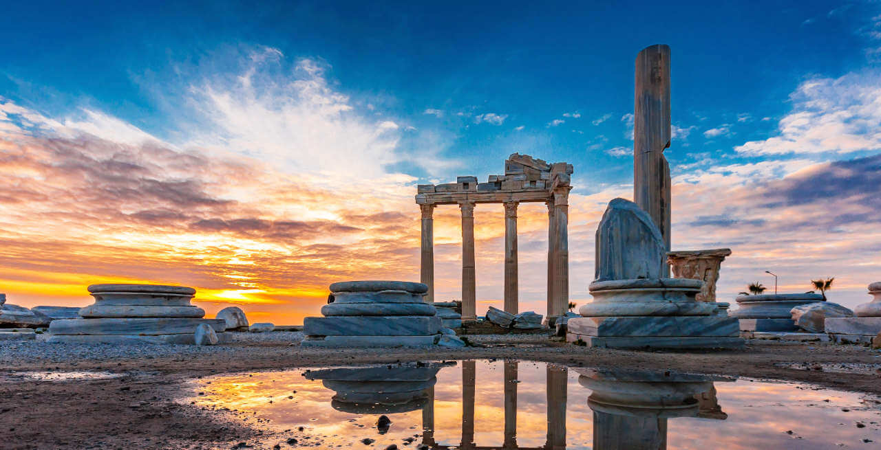 Der Apollontempel in der Stadt Side in der Provinz Antalya, Türkei