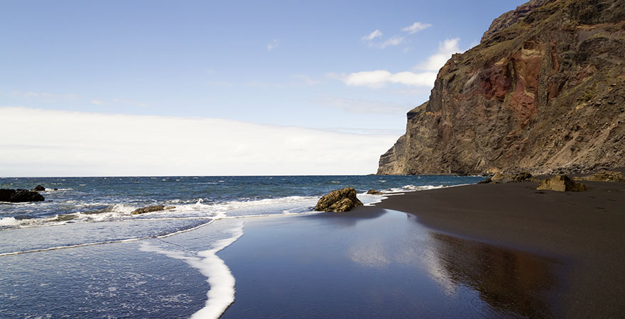 Schwarzer Sandstrand La Playa Valle Gran Rey auf La Gomera, Kanarische Inseln, Spanien