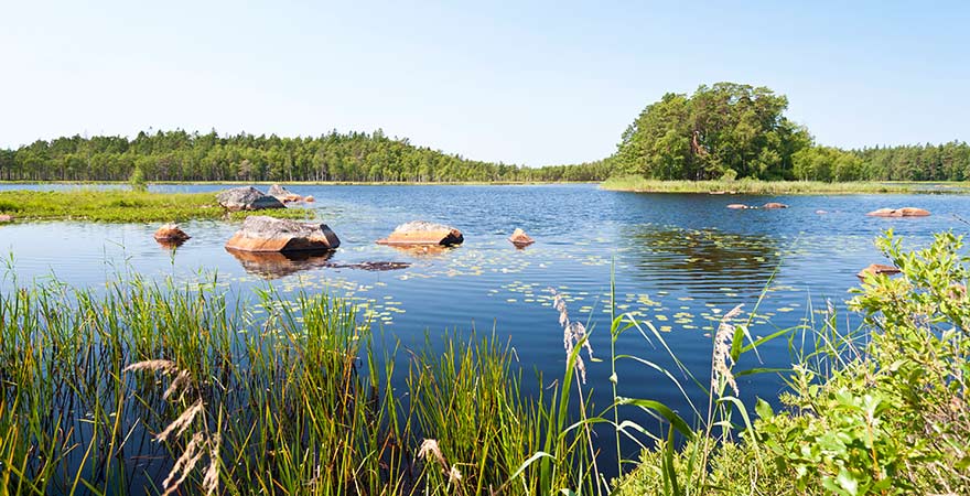 See Åsnen in Småland im Süden Schwedens