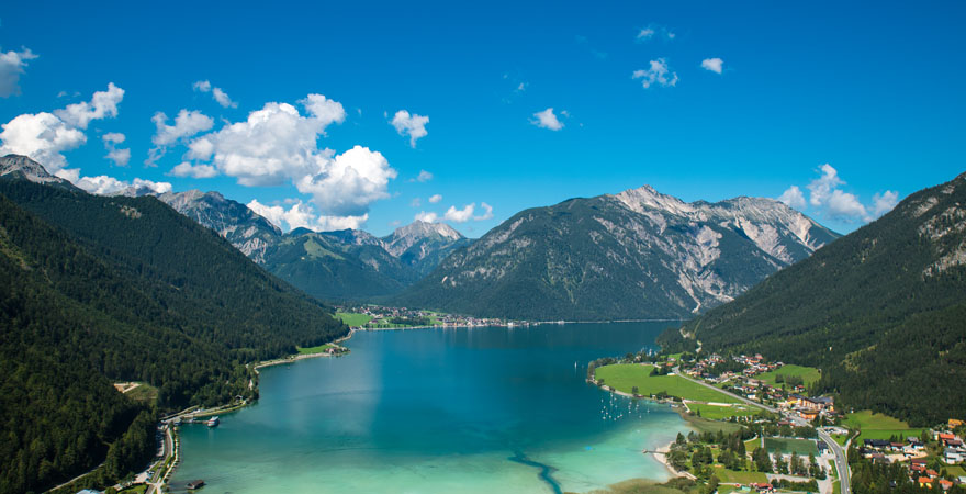 Luftaufnahme vom Achensee in Tirol