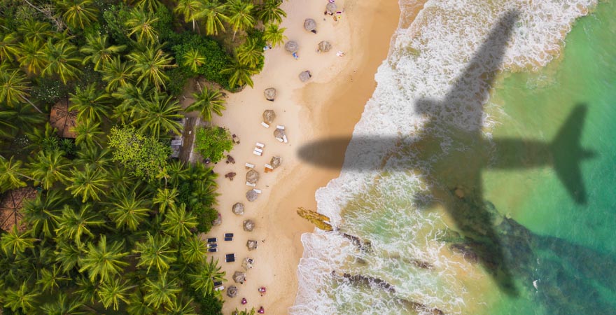 Luftaufnahme auf einen Strand in der Dominikanischen Republik