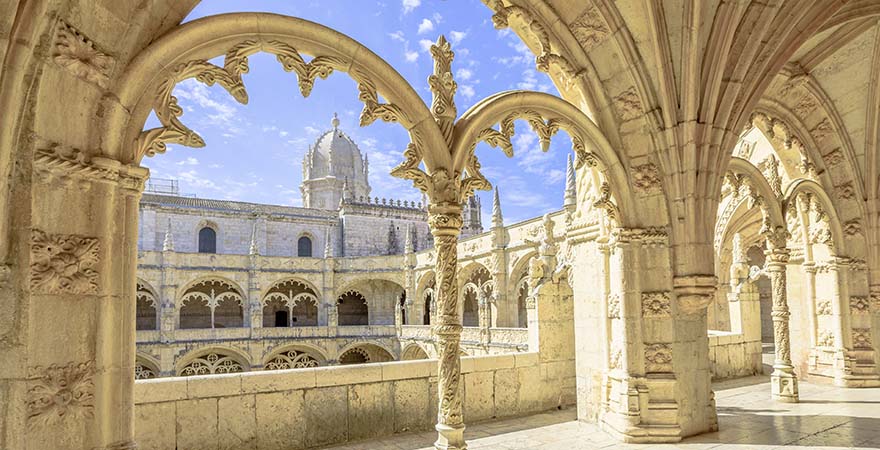 Blick auf das Hieronymuskloster Mosteiro dos Jerónimos in Lissabon