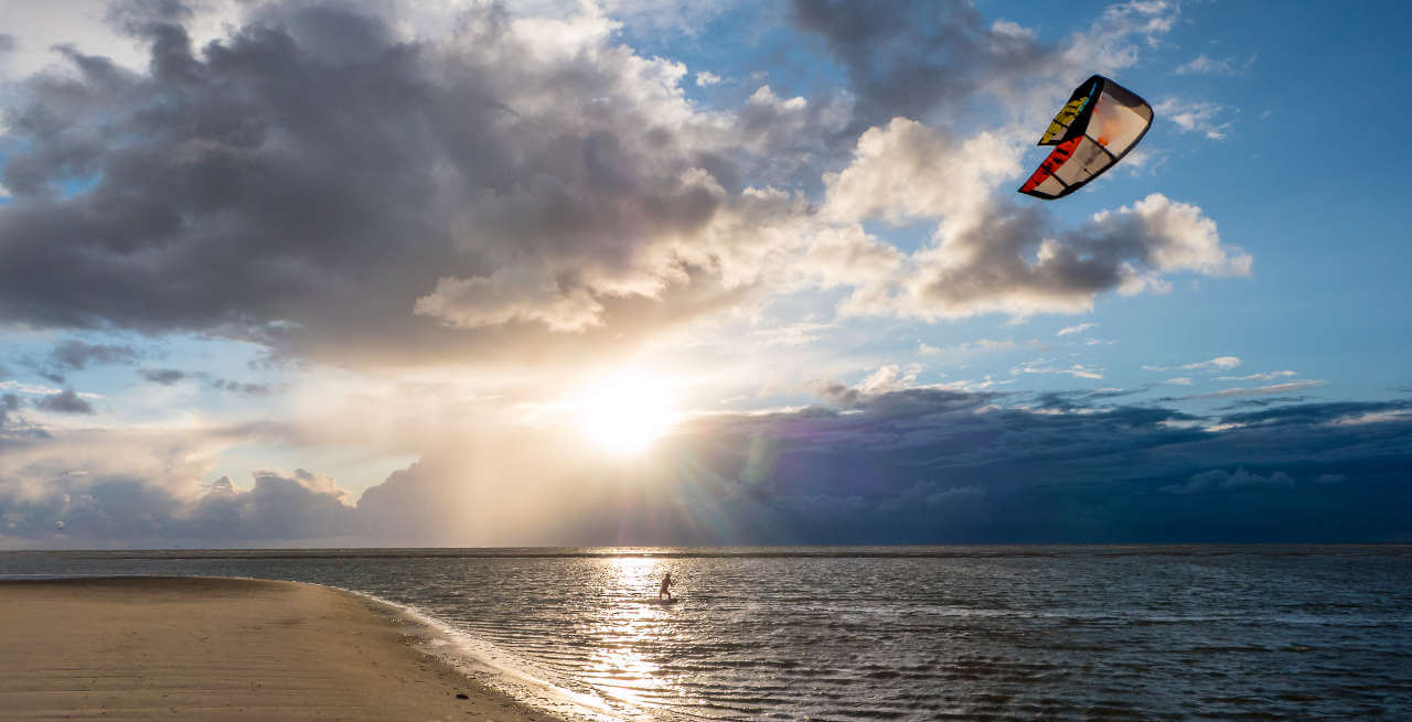 Kiter am Ostsee Strand