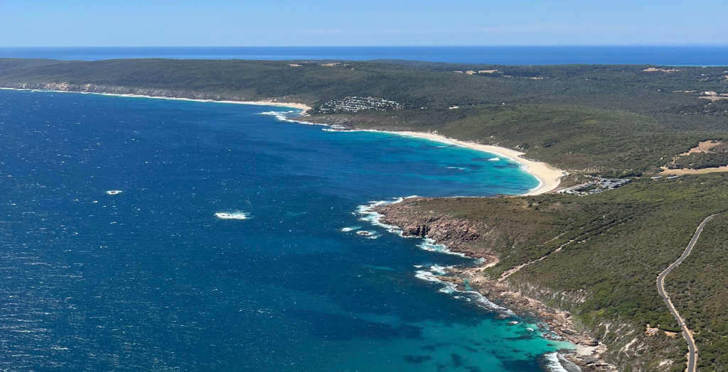 Luftaufnahme einer Küste in Western Australia
