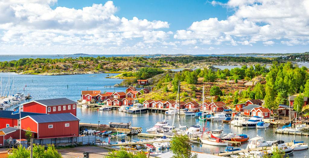 Kleiner Yachthafen an der schwedischen Westküste in Göteborg