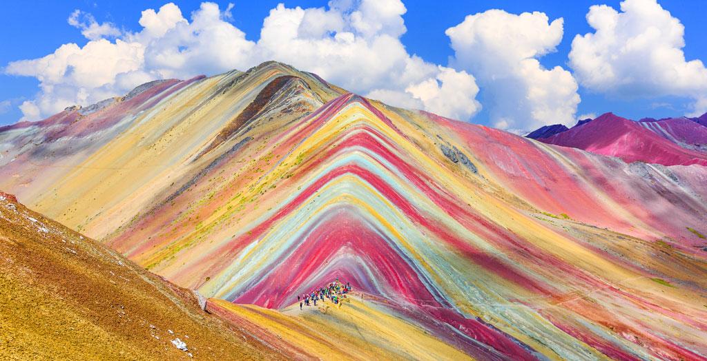 Vinicunca Regenbogenberge in Peru