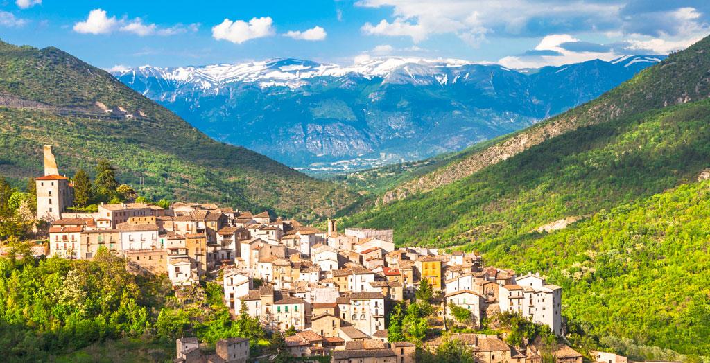 Malerische Landschaft der Abruzzen, Italien