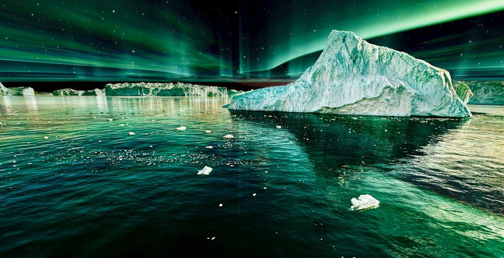 Polarlichter, Nordlichter über einem eisigen Fjord und einem Eisberg, Grönland