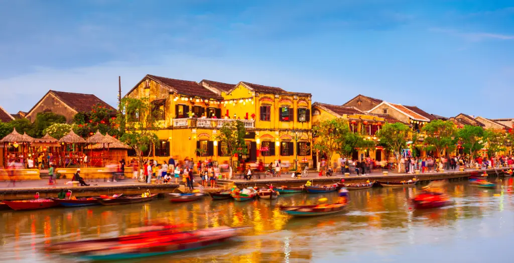 Flussufer, historische Altstadt, Hội An, Vietnam