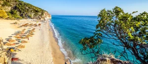 Strand von Gjipe Beach in Albanien