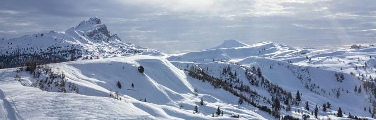 Skifahren Dolomiten Winterurlaub Italien